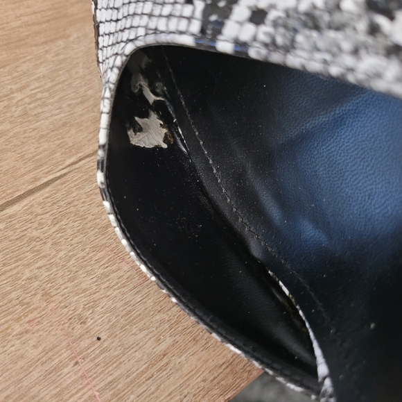 Fashionable snakeskin 8.5 heel shoes - Picture 11 of 11